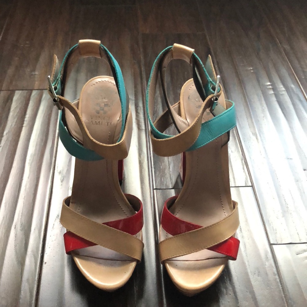 Vince Camuto high heel